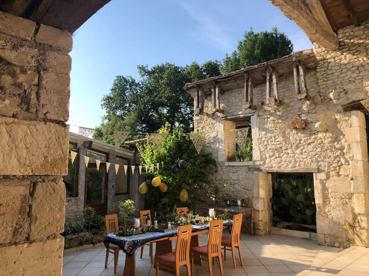 Country Villa For 19 Pool Cinema Football Pitch Verteillac Extérieur photo