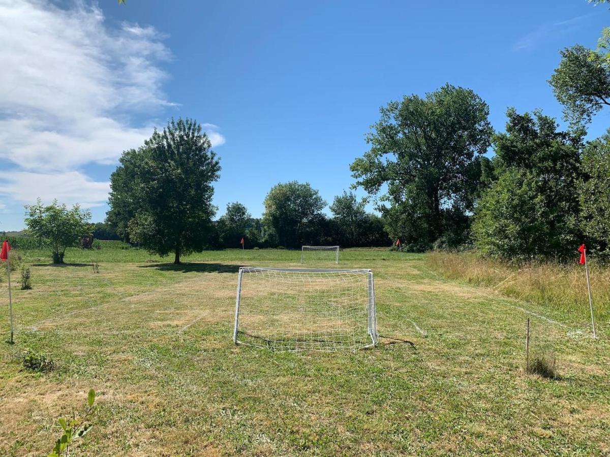 Country Villa For 19 Pool Cinema Football Pitch Verteillac Extérieur photo